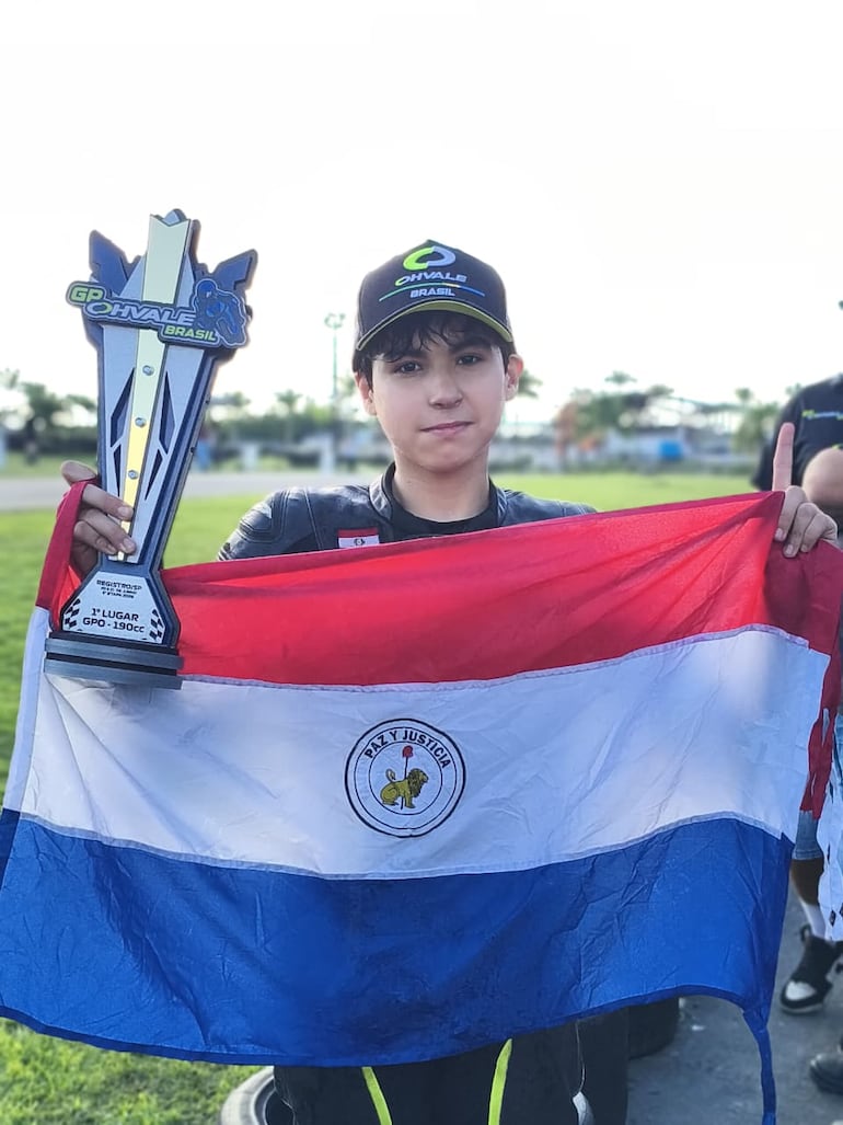 Paraguay, muy bien representado en Brasil por Oliver Cuevas.