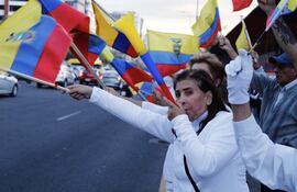 Partidarios del candidato presidencial ecuatoriano Fernando Villavicencio, asesinado el miércoles en Quito, protestan en la capital de Ecuador, el jueves.
