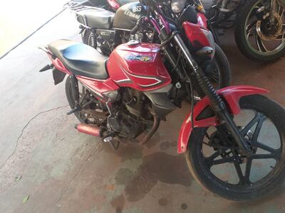 La motocicleta que fue usada en un intento de asalto y que fue denunciada como robada por un hombre con antecedentes.