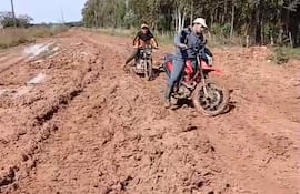 Los caminos vecinales de la zona rural se encuentran intransitables
