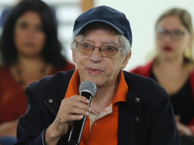 Antonio Pecci, curador de la muestra que se habilitará en Villa Hayes.