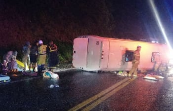 Accidente de ómnibus paraguayo en Brasil.