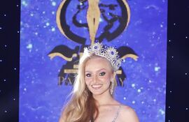 La joven oriunda de Ciudad del Este, Sofía Meyer, es la nueva Miss Supranational Paraguay.