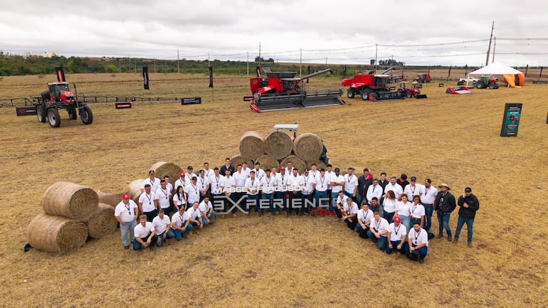Expertos de Producto de Massey Ferguson acompañaron la jornada y compartieron conocimientos sobre las aplicaciones y ventajas de los equipos.