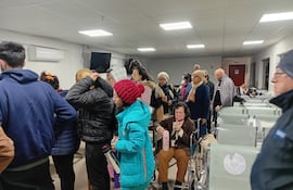 Pacientes del Hospital de Clínicas reclaman problemas para el agendamiento telefónico.