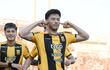 Matías López, futbolista de Guaraní, celebra un gol en el partido frente a San Lorenzo por la fecha 2 del torneo Clausura 2026 de la Primera División de Paraguay en el estadio Gunther Vogel, en San Lorenzo, Paraguay.