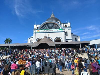 La Basílica de Caacupé se alista para recibir a miles de peregrinos en la tradicional celebración mariana.