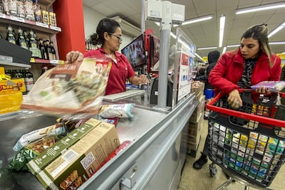 Supermercados uno de los rubros que siguen muy afectados especialmente por el golpe del contrabando