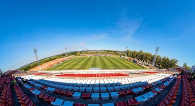 Estadio Municipal de Carapeguá, sede del partido entre Guaireña y General Caballero de Juan León Mallorquín.