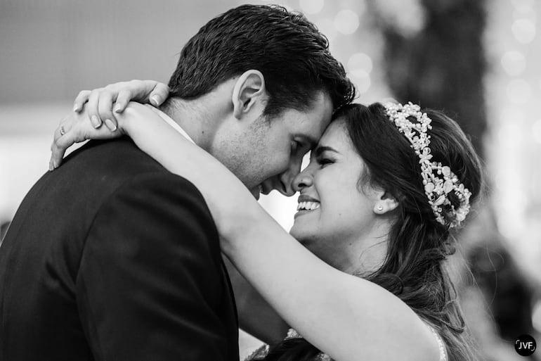 Benjamín Hockin y Giulietta Mora el día del "sí, quiero", hace ya ocho años. (Instagram/Benjamín Hockin)