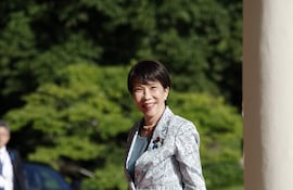 Sanae Takaichi, primera ministra de Japón, llega a la Cumbre del G7, en Francia. Su gobierno anunció avances en las negociaciones para una asociación estratégica con Mercosur.