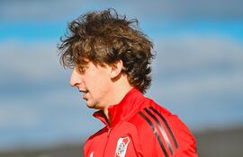 Matías Galarza (23 años), futbolista paraguayo de River Plate.