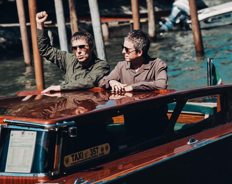 'Oasis: Don't Look Back in Anger': los detalles sobre el documental del reencuentro de los Gallagher