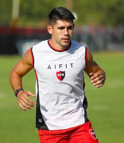 Saúl Savin Salcedo sufrió una fractura expuesta de tibia y peroné de la pierna derecha. Su incorporación a Libertad quedó sin efecto.