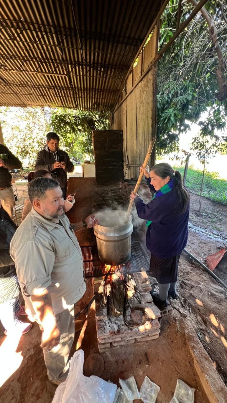 Capacitan a productores de frutilla en prácticas orgánicas
