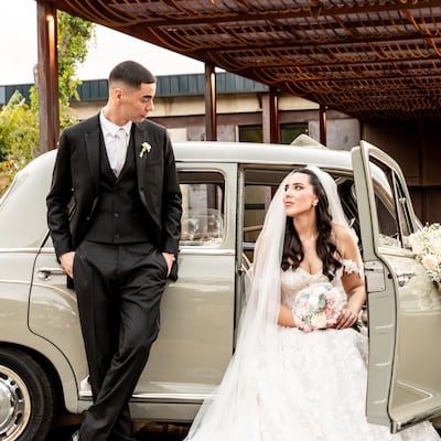 Miguel Almirón y Alexia Notto dieron el "sí, quiero" ante Dios luego de 9 años de su boda civil.