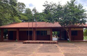 Los padres de familia de la escuela Sagrada Familia de la colonia Naranjito de Gral. Resquín afirmaron que la institución no está equipada para la implementación de la jornada extendida