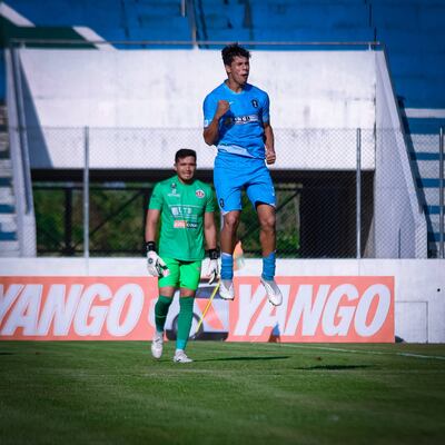 Alcides Ariel Ávalos Samudio, delantero perteneciente a los registros de Cerro Porteño y que milita a préstamo en San Antonio Bulo Bulo.