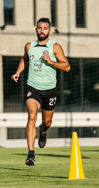 Ramón Martínez López (28 años), volante franjeado.