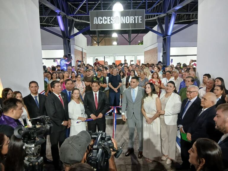 Multitudinaria inauguración de la nueva Terminal de Ómnibus de Villarrica