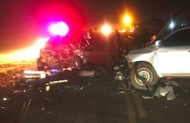 Bombero voluntario oriundo de Ybycuí fallece en un choque frontal registrado en Carapeguá.