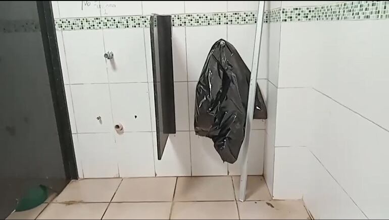 Vista de uno de los sanitarios del Hospital Ingavi del IPS. 