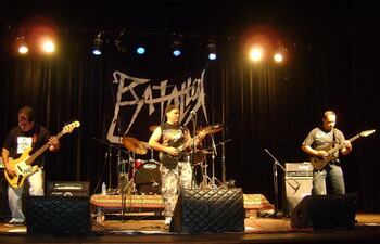 Banda de Rock metal Batallón en el año 2009.
