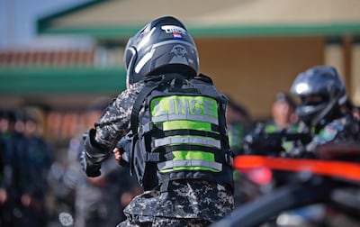 Agente motorizado del grupo Lince.
