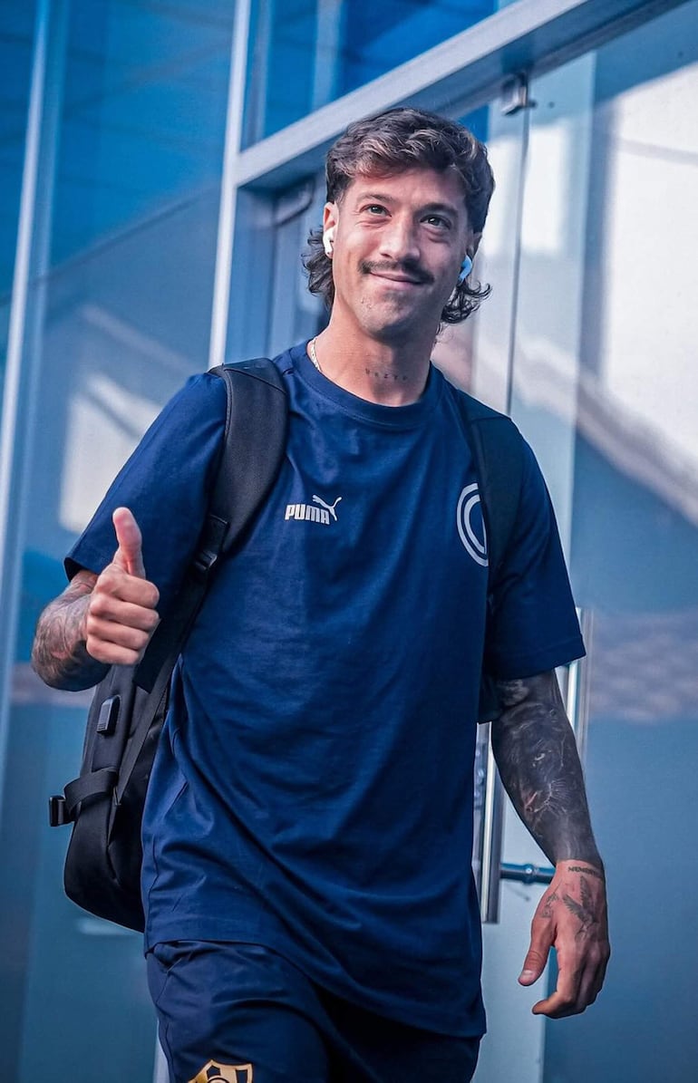 Fabricio Domínguez Huertas (27 años), defensor uruguayo de Cerro Porteño.