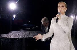 Céline Dion en la apertura de los Juegos Olímpicos París 2024.