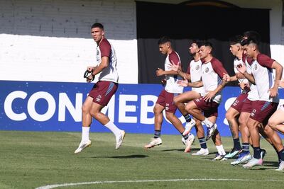 El cuadro de Lanús entrenó este jueves en la cancha de Rubio Ñu, preparando la final ante Atlético Mineiro del sábado.