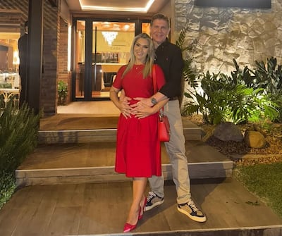 La diputada cartista Johana Vega y su pareja, el actual titular de Petropar, Eddie Jara.