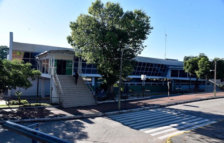 Terminal: En 2025, Nenecho y Bello “rifaron” toda la recaudación en salarios