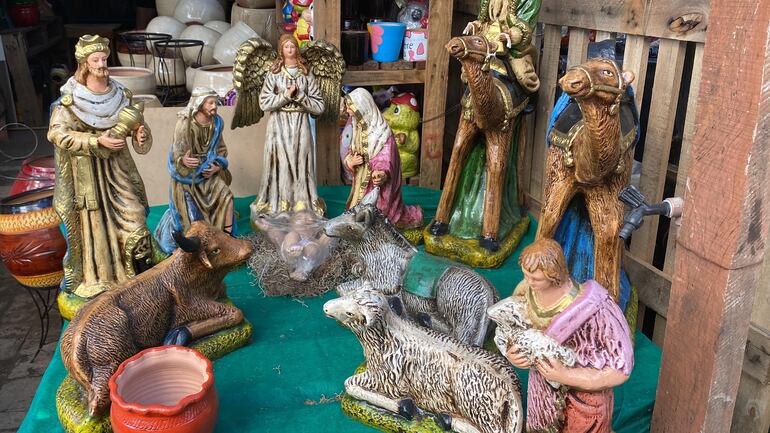 Pesebres medianos a G. 250.000.