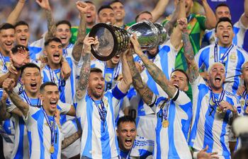 La Argentina de Lionel Messi se proclama campeona de la Copa América tras vencer a Colombia en la final celebrada el 14 de julio en Miami. EFE/Cristobal Herrera-Ulashkevich