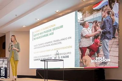 Soledad Núñez reunida con el Club de Ejecutivos.