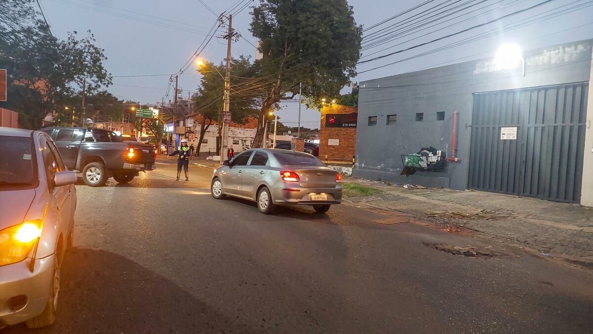 El estudiante atropellado sobre Santísimo Sacramento ya estaba sobre la franja peatonal, denuncian los padres del colegio