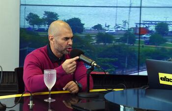 El colorado Hugo Ramírez, exdiputado y actual candidato a la concejalía de Asunción.