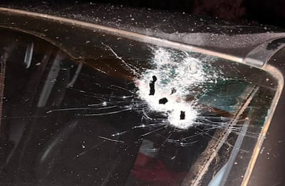 El político colorado fue atacado a tiros en un camino terraplenado.