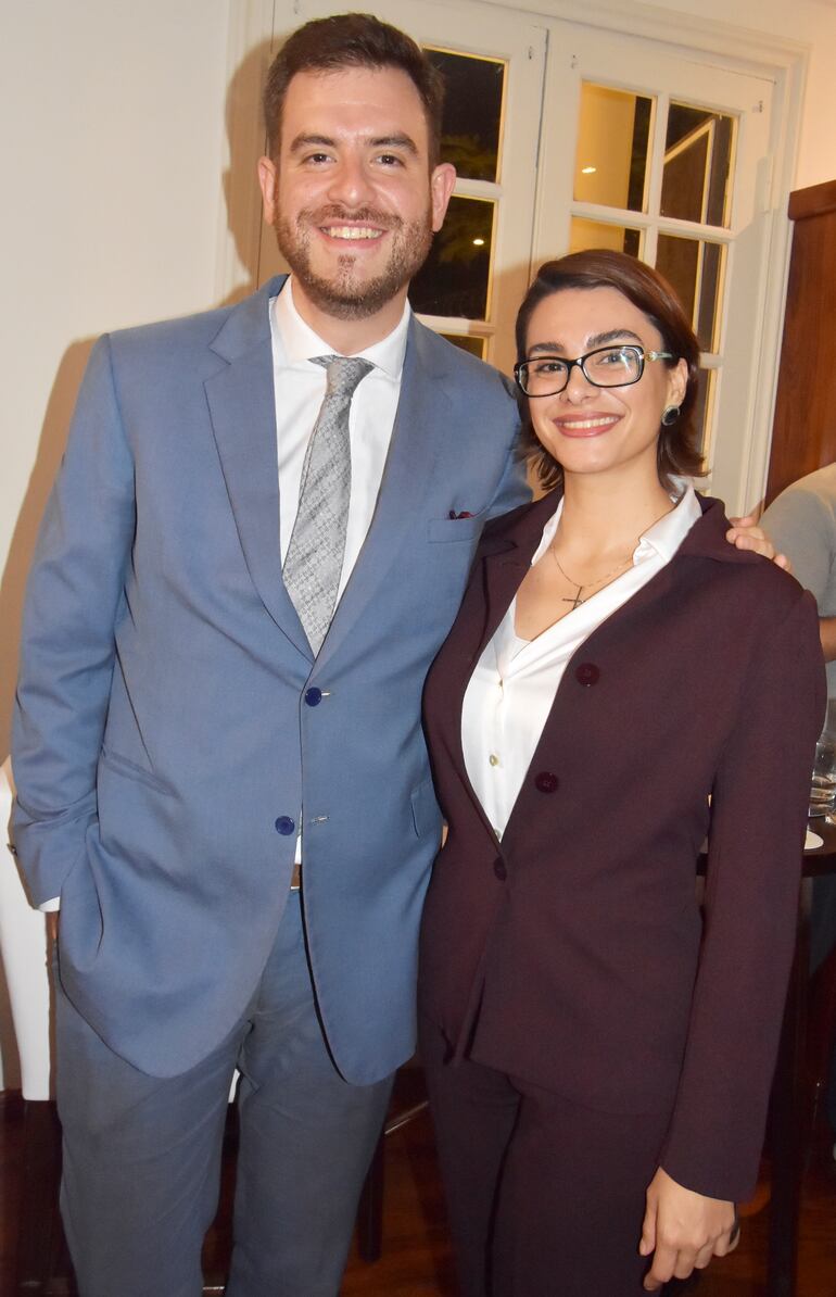 Juan Pablo Artaza y Liz Cabrera.