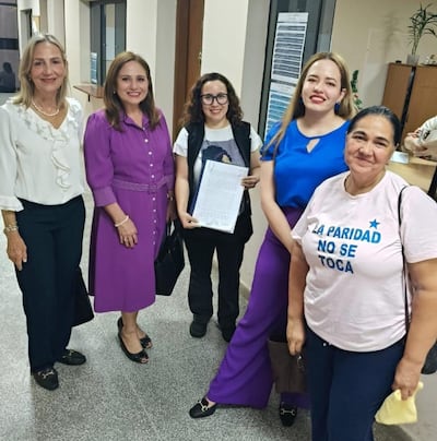 Pilar Callizo, Lorena Segovia, Marlene Orué y Olga Paredes.