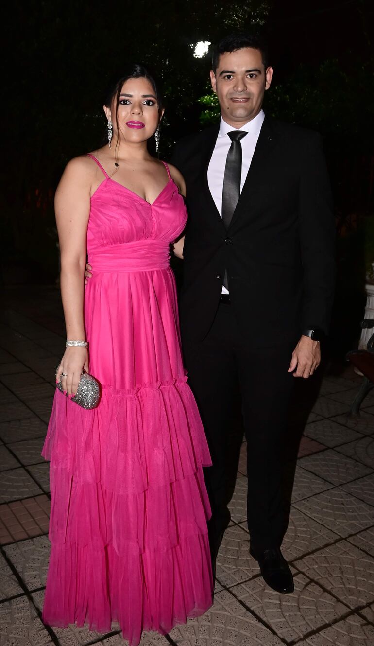 Katherine Goiburú y Rofolfo Páez.