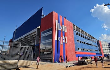El Polideportivo Arena Juan José Zapag, ubicado en Barrio Obrero, inaugurado ayer, una obra con la que el presidente saliente marca su despedida.