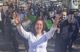 La doctora Idalia Medina, durante una de las manifestaciones contra precariedades en Salud en el este del país.