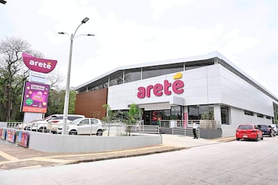 Areté Supermercados inauguró su quinta sucursal sobre la avenida Perón, en la intersección con Monseñor Rodríguez.