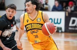 Diego Silva, goleador en filas de Colonias Gold, estará en el juego contra San José este jueves, para dirimir la punta del Clausura, en su tercera fecha.