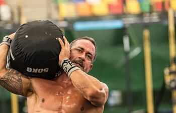 El paraguayo Darío Samaniego (47) se destacó en Argentina.