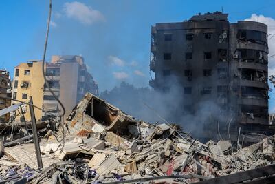 Edificios dañados en Dahieh, un suburbio del sur controlado por Hezbollah, Beirut, Líbano.