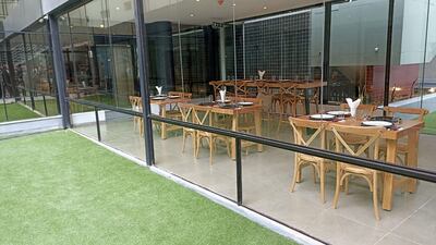 Millonario quincho es inaugurado en el edificio del Congreso Nacional.