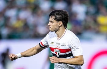 El mediocampista paraguayo, Damián Josué Bobadilla Benítez (24 años), quien actualmente milita en el São Paulo FC de Brasil